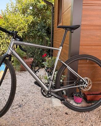 Bici Gravel cannondale