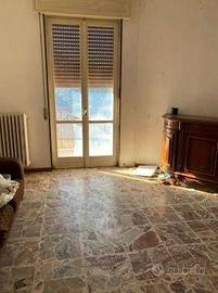 Immobile in asta di 140 m² con 5 locali a Lumezzan