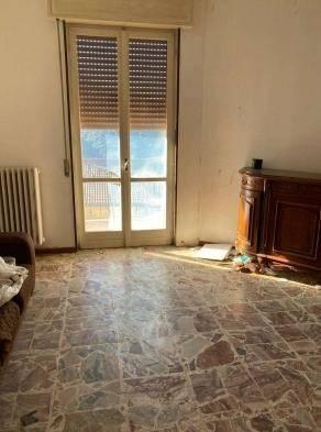 Immobile in asta di 140 m² con 5 locali a Lumezzan