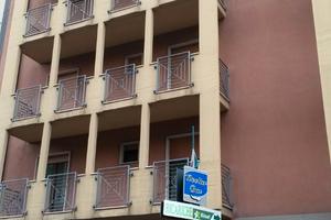 PRIVATO VENDE - Appartamento con ampio box auto