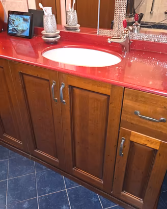 MOBILE BAGNO IN MARMO E LEGNO 