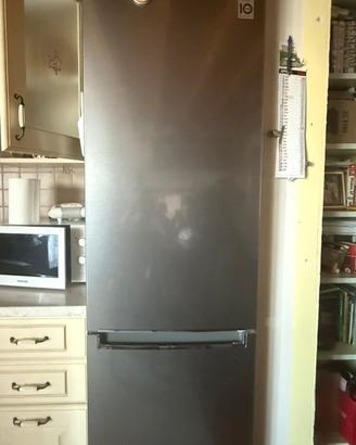 frigorifero (compreso di freezer) LG del 2024