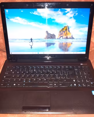 asus 15,6 pollici i7 leggere bene l annuncio