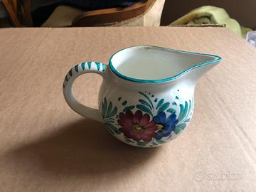 Brocca in ceramica Deruta