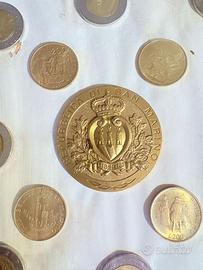 Lotto monete in lire italiane + medaglia Repubblic
