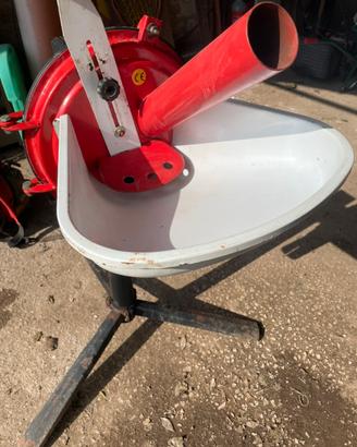 Mulino elettrico per cereali