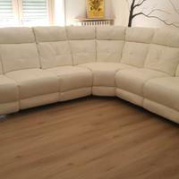divano ad angolo con 2 relax 