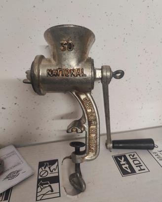 Tritacarne manuale vintage