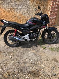 Honda CB125F
