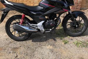 Honda CB125F