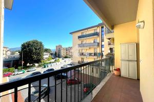 4 LOCALI A SCANDICCI