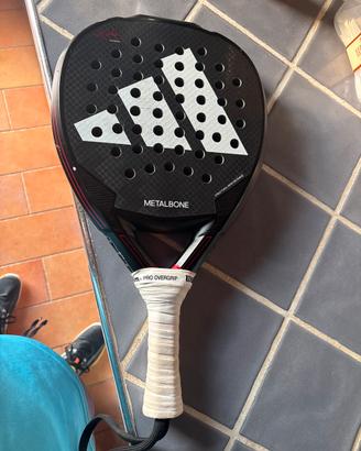 Pala metalbone
