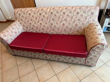 Divano 3 posti seconda mano buono stato