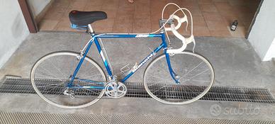 Bicicletta da corsa d'epoca Bianchi