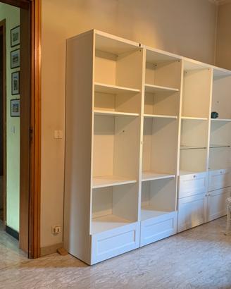 IKEA BESTÅ bianco con vetrine - grande soggiorno
