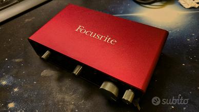 Focusrite Scarlett 4i4
- Gen 3