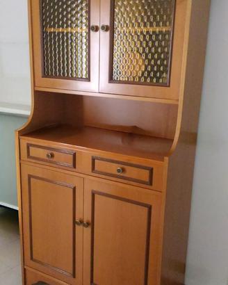 Armadio in legno da cucina o soggiorno