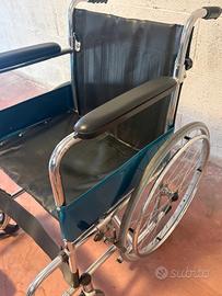 sedia a rotelle 