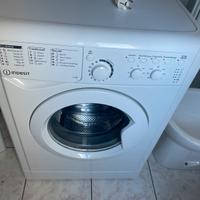 Lavatrice indesit