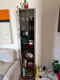 diversi tipi di mobili solo a chi smonta e ritira