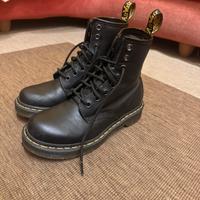 Dr.martens 36 neri pari al nuovo