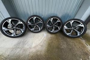 Ruote originali AUDI A4 B9 19” con gomme 245/35 19