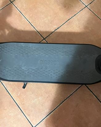 Monopattino elettrico Ninebot F30E