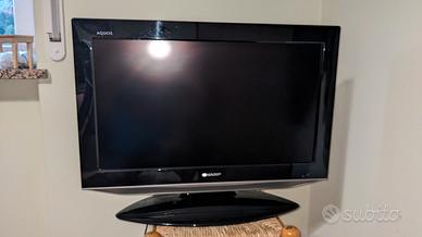 Televisore LCD Sharp 26 pollici 