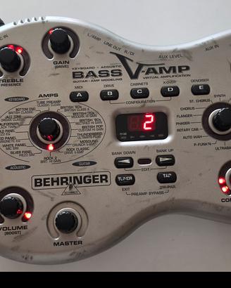 Behringer Bass V-Amp Multieffetto per basso