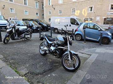 BMW R1200R