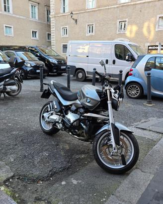 BMW R1200R