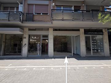 Locale commerciale ristrutturato pescara centro