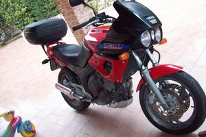 Moto storica YAMAHA 3VD TDM 850