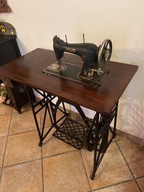 Macchina da cucire vintage