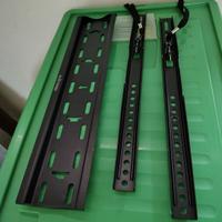 staffe a parete per TV 55 pollici