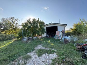 Locale di deposito - Fermo