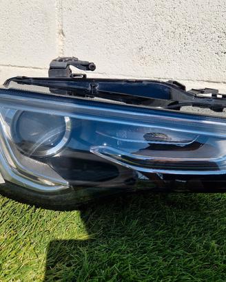 Audi A5 8T 2012-2016 Restyling Faro dx xenon