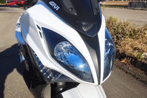 Kymco Xciting 300i R