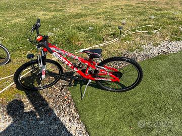 Bici per bambino rossa