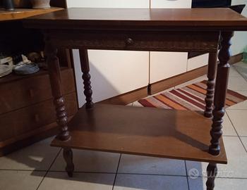 Tavolino antico legno gambe tornite