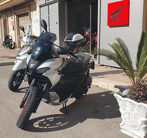 Aprilia SR GT 125 Visiera
