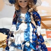 Bambola di porcellana vintage