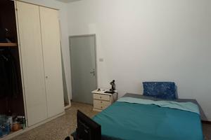 Camera Singola, Via Baracca 100, 1 maggio