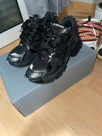 Balenciaga runner
