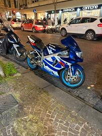 Suzuki GSX anno 1998 iscritta Asi 600