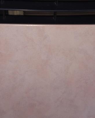 Piastrelle rosa quadrate