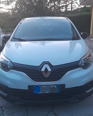Captur 1.500 90 cv