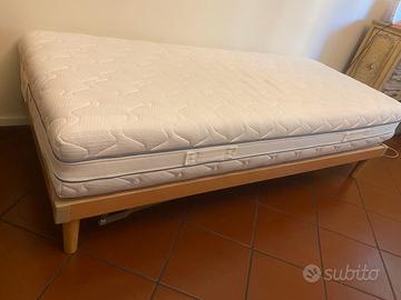 Letto con doga elettrica e materasso