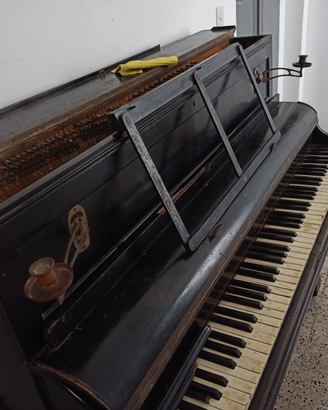 Pianoforte PLEYEL 1869