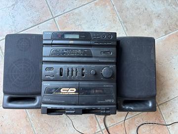 stereo con casse